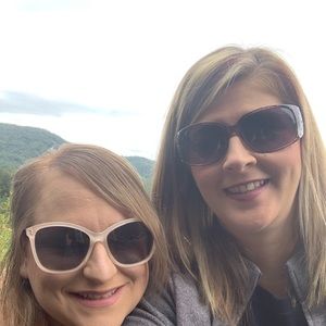 Meet your Posher, Kerri